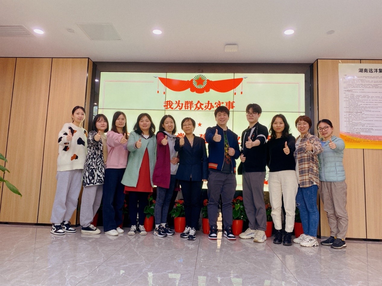 群众.jpg 群众.jpg