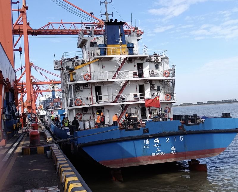 代管船舶接船照片2.jpg